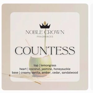 Noble Crown Fragranced Countess Soy Candle